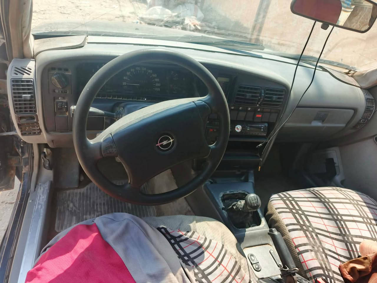 اوبل اوميكا 91 ستيشن شغاله
رقم كركوك سنويه لل27 مالكها حله مكان السياره حله 

سعر 21 وبيها مجال 

***********
