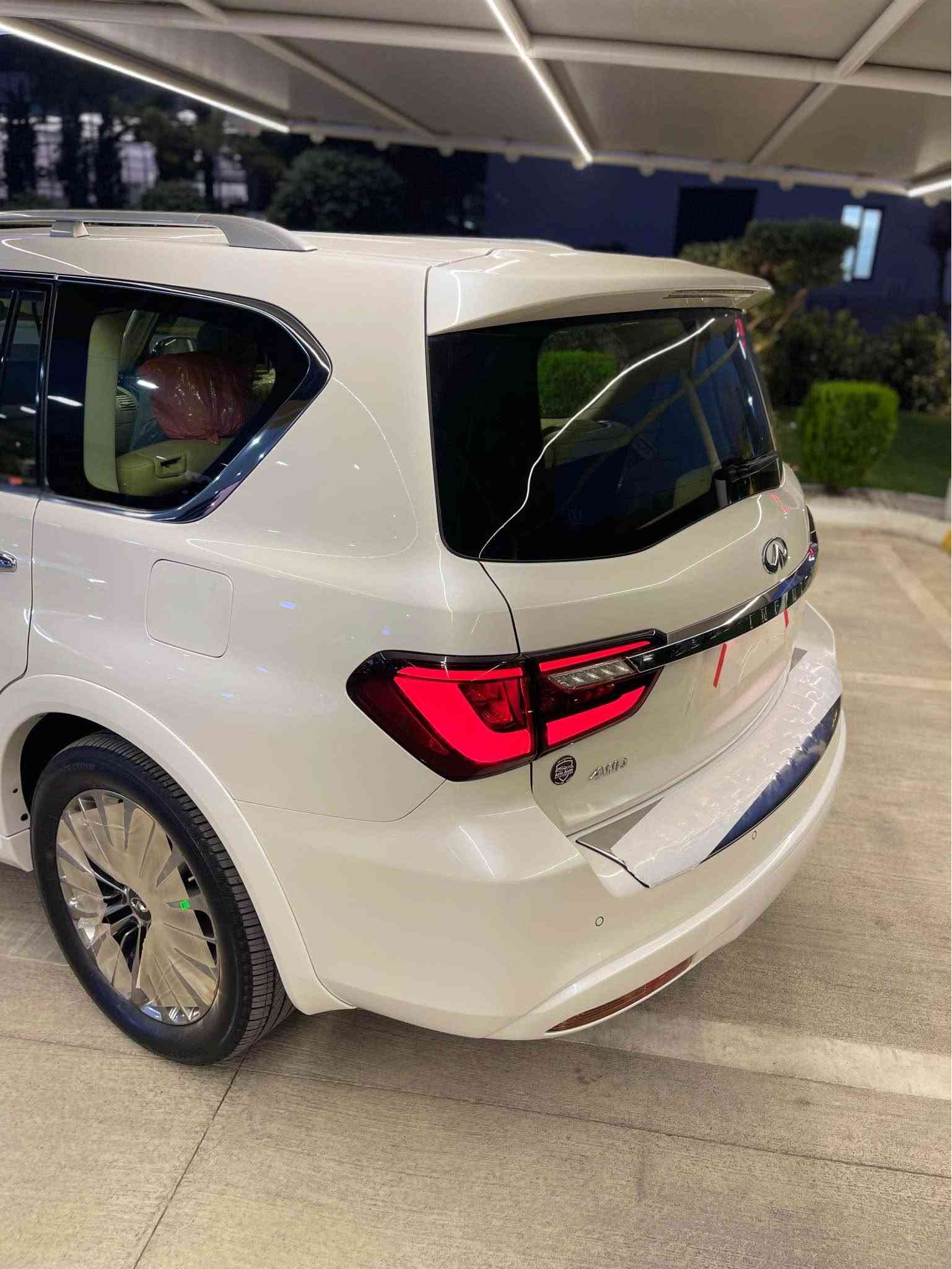 تحية طيبة اسعد الله اوقاتكم 📦
السعر /  ٣٧٥ ورقة 
انفنتي QX80 خليجية وكالة المهند جديدة جدا 
موديل /  ٢٠٢١ 🇯🇵
عداد المسافة / 65 الف كم بشرط فحص في شركة مهند 
السيارة كفالة عامة جديدة جدا و احلى من الصور صبغ شخط كفالة كير و محرك كفالة حدادية و تايرات جديدة
تحويل باسمي وكالة تحويل حاضر .
———————-
مواصفات فول 
فتحة ، ثلاجة ، خمس كاميرات ، مراية كاميره ، VIP ،
شاشات DVD ، تحكمات ستيرن ، اغراض بلاد ، 
صندوق كهرباء ، وضعيات سياقة ، زنون بلاد ، كار بلاي 
————————————————————————
للاستفسار /
***********كوردي
*********** عربي السليمانية, العراق
