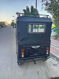 شباب تكتك شحن لببع نضيفة وكاملة ماشية 2لفين  بيها بصمتين التشغيل عن بع...