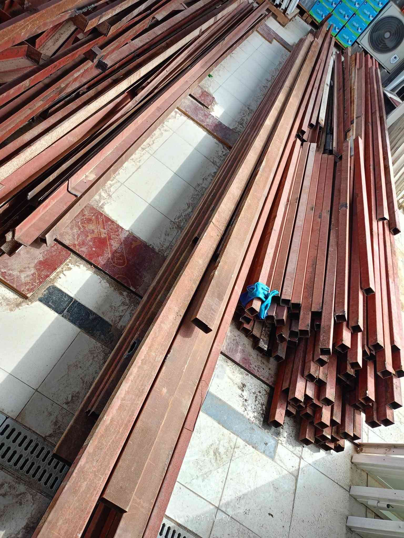 حديد زاوية • بوري مربع • بصرة حمدان