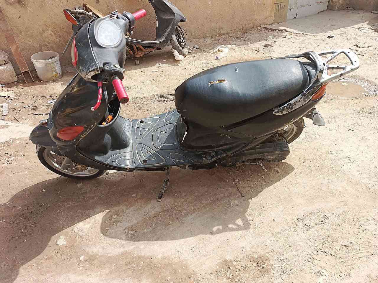 اكزز • مكينه مامفتوحه • نقصه باتري