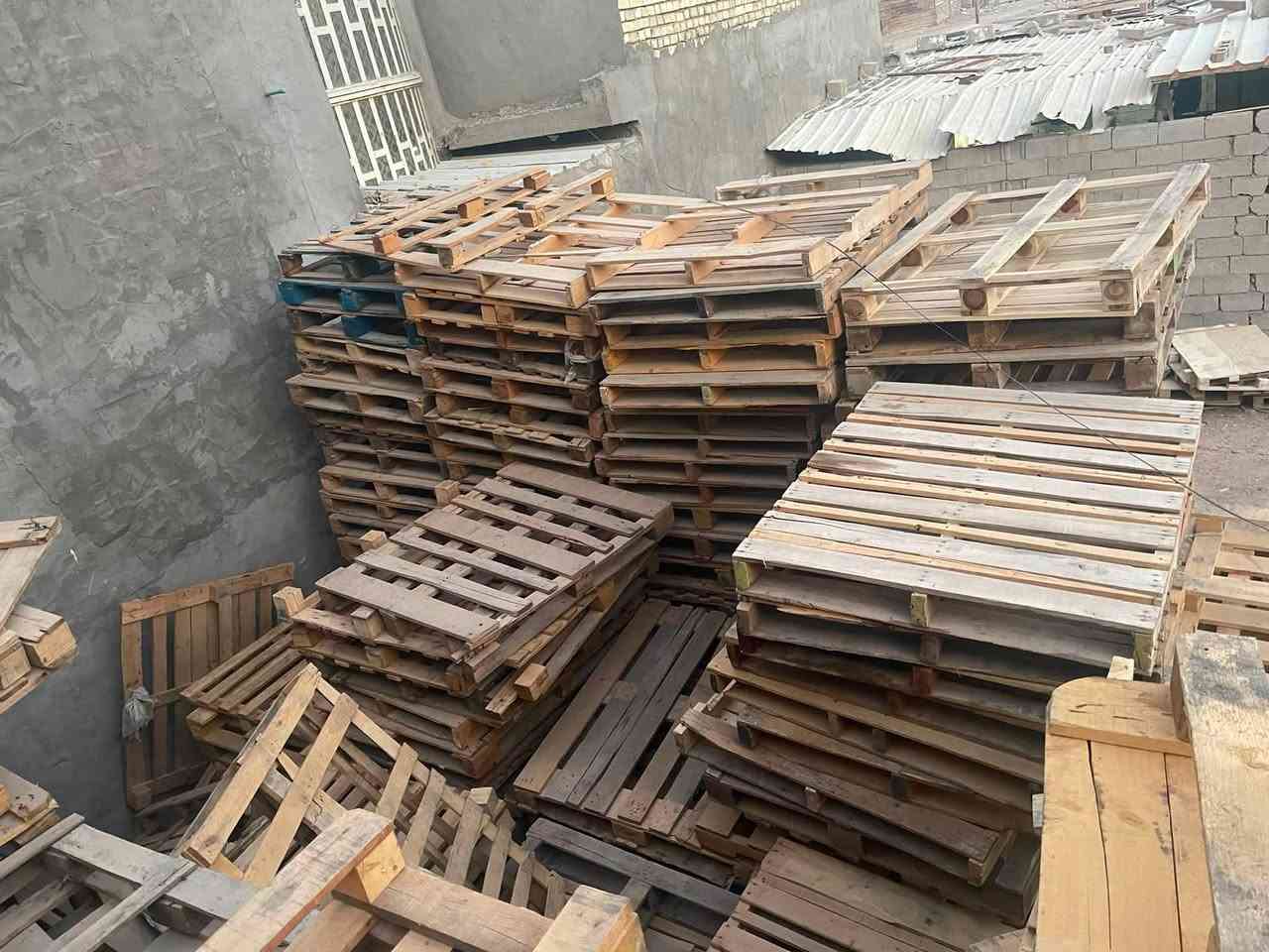 إسكيب القياس 120/100مامصلح موجود في جسر دياله القديم التواصل عله رقمي *********** السعر 425
