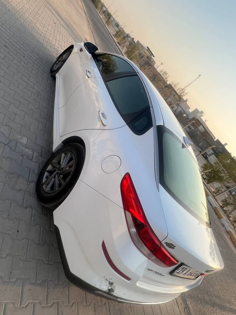 السلام عليكم 
للبيع كيا  أوبتيما موديل 2020 
 ماشيه 73 حقيقي 
مواصفات مكينه 2400 gpi 
تحكمات شاشه كامره نضام قيادة 
رقم كربلاء دولي تحويل ثاني يوم 
السعر 100 
بيه صبغ قطع  
للاستفسار على الرقم 
***********
العنوان النجف الاشرف
