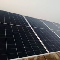 الواح شمسية • ٦٤٥ واط • ٥ قطع