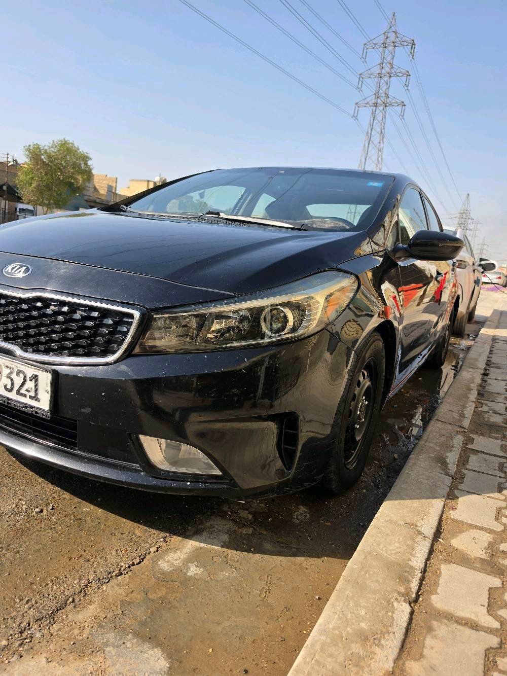 فورتي 2018 امريكي فئة S باسمي رقم بغداد  بصمة فتحة شاشة كامره  رادارات محرك دوش 2000 ماشية ١٧٠ سيارة كير محرك صدر تبريد كلشي كامل وحادثه بسيط جاملغ خلف السائق قبق البانزين وجوة وصور الحادث والسونار موجودة لليريد للبيع السعر  115 عنواني بغداد اي استفسار عالرقم ***********