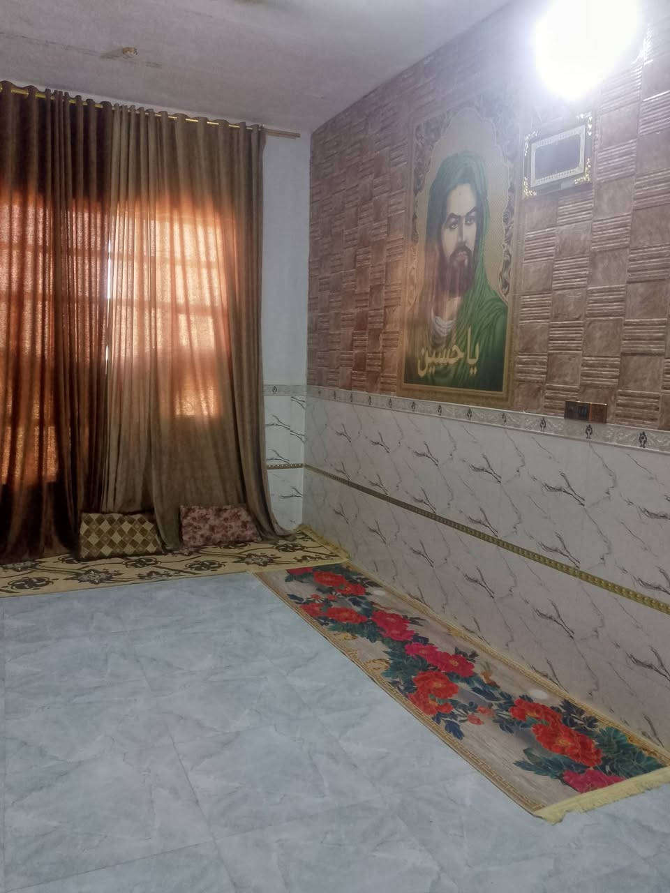 بيت البيع مساحه 300 متر طابو زاعي سند 25 كامل مكان البيت بلعكيلات ماء كهرباء مولد تبليط بلباب سعر 29 وبي مجال رقم هاتف ***********

