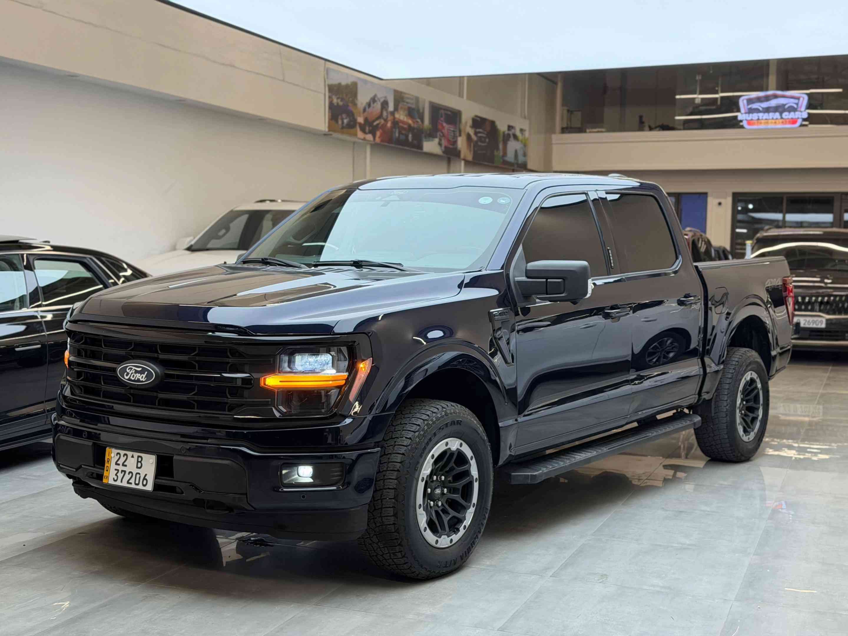 #فورد_f150  الفخمة #موديل_2024  هايبرد 🔋🔋⚡️ بانزين  عداد المسافة: 16 الف مايل mi  #الموصفات XLT BLOCK كير طرح شاشة كبير  محرك V6 3.5 هايبرد  بدي قصير باب طويل المرغوب  كتاب تضليل جديد رسمي / مغلف كامل BBF اصلي السيارا  المعرفة السعر اكتب في تعليق ( 24 ) سوف يتم الرد عليك مباشر  رقم شاصي 1FTFW3LDORFB13918 حادث بصيط : جملغ + باب فقط  ( بجم كبس )  مراوس وشراء سيارات شمالية فقط  اتصل *********** اتصل *********** #مكان_اربيل خلف شركة ازدي شارع ١٠٠ متر #مصطفی_كارس 📍

نص مكتوب في الصور:
- 2024 Ford F150 Xlt 1FTFW3LD0RFB13918 from the USA