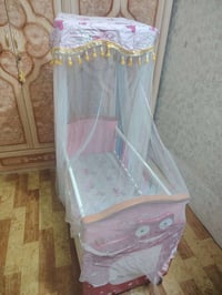 سرير اطفال • مستعمل • فلوجه
