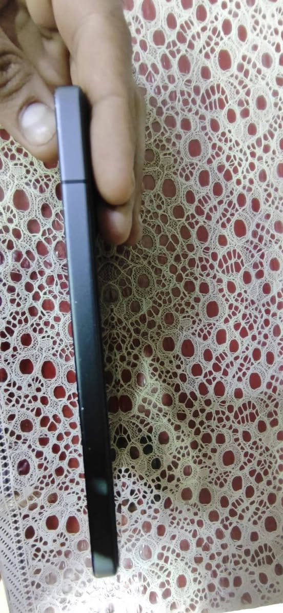 بوكوF7برو ذاكره512جهاز مكفول وعلى فحص ممفتوح غراضه فقط شاحنته للبيع ب500مكان بغداد*********** واتس اوخاص
