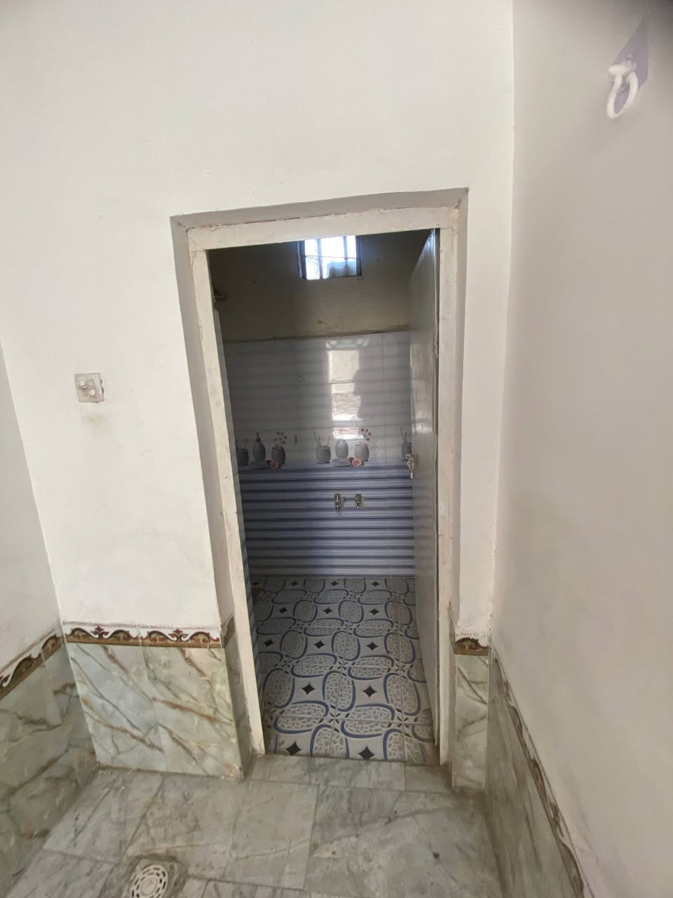 حي اريدو • ١٠٠م • ١ غرفة