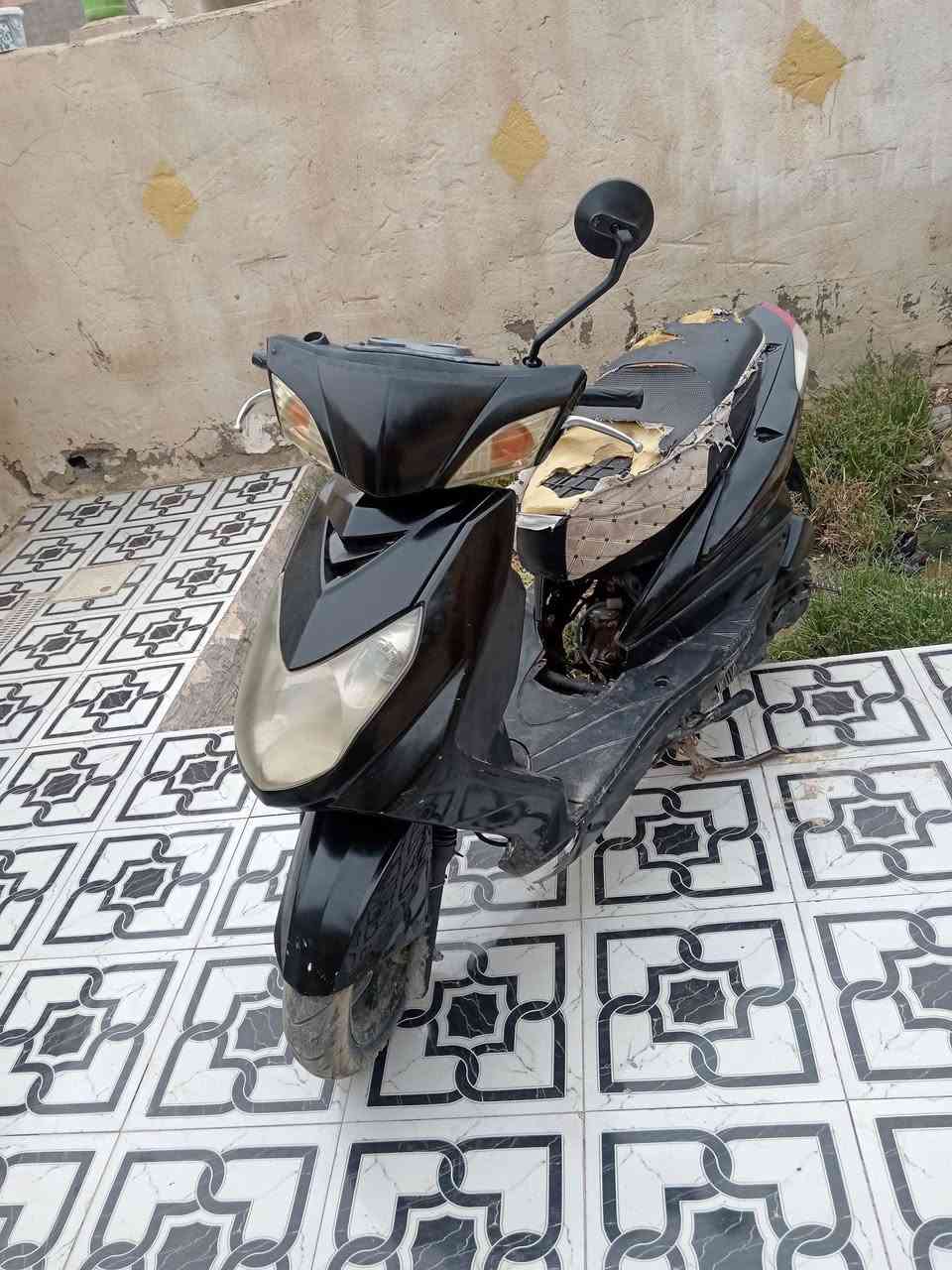 سكنس • عوزه ترتيب