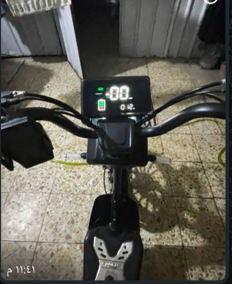 سلام عليكم ورحمة الله وبركاته
دراجه شحن البيع نوعيه جدأ اصليه 
سرعته 99

6 بطاريه 
نوعيه الدراجه Korra Mr
سعر 350 بيه مجال 
***********
بغداد حيور
