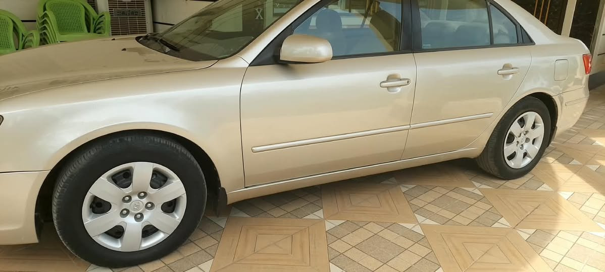 سوناتا 2400 وارد امريكي موديل 2009
ليبل واحد مصبوغه حزام بدون دواخل 

جديدة وجاهزه من كلشي 

استخدام شخصي مكاني المسيب

السعر 100 وبيها مجال بسيط 

‭***********‬

