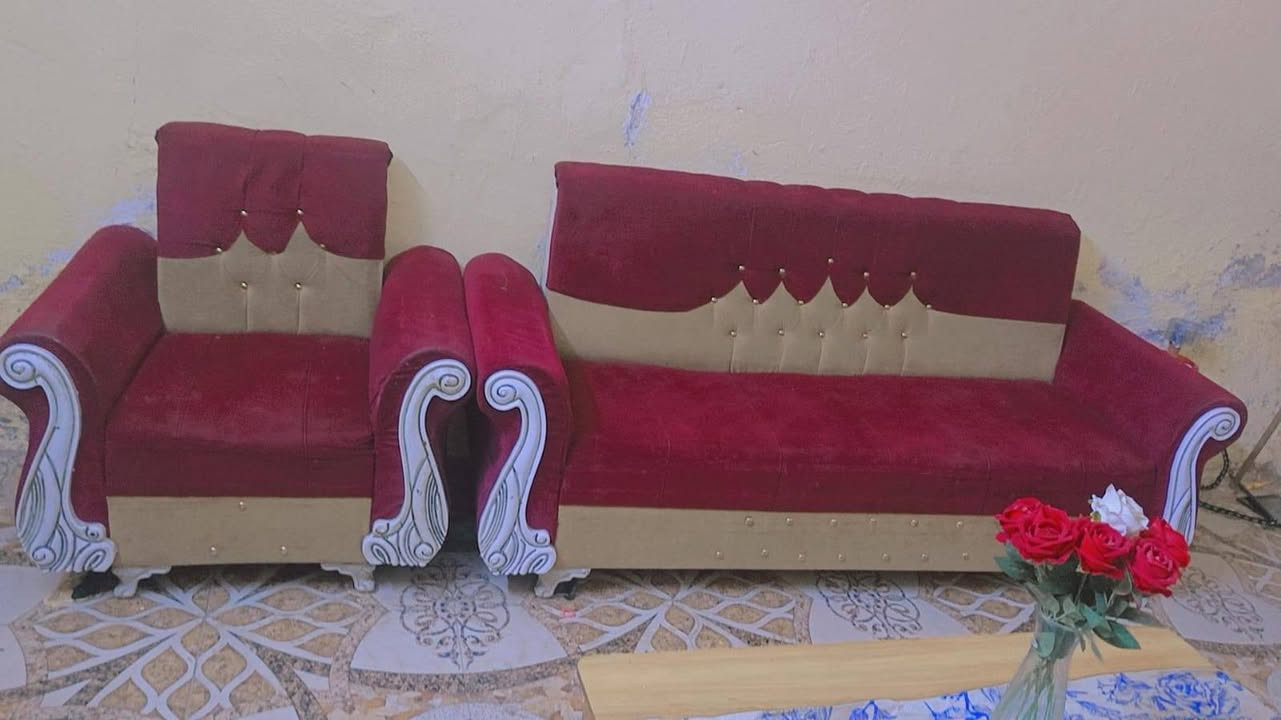 السلام عليكم تخم للبيع شوف العين رايدين 200 وبي مجال***********
