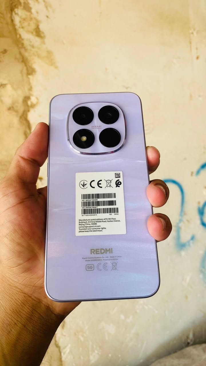 السلام عليكم جهاز غ اض كامله جديد مستخدم شهر مشحون 40 مرا 
🔥 REDMI NOTE 15 PRO 5G 🔥

📱 شاشة AMOLED ضخمة 6.83 إنچ
⚡ معالج Dimensity 7400-Ultra 5G
💾 12GB RAM + 256GB
🎮 أداء قوي للألعاب
🔥 PUBG Mobile حتى 120 فريم*
🖥️ دقة 1.5K + تحديث 120Hz
☀️ سطوع يصل إلى 3200 نيت
📸 كاميرا رئيسية 200MP + OIS
🔋 بطارية 6580mAh
⚡ شحن سريع 45W
📶 يدعم 5G
سعر 400 وبي مجال لشراي حك جيه 
شعندك مراوس الترا 22 وفوك 
مكان عوينات تكريت ***********
