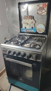 للبيع استعمال ٤ شهور غسالة صحون ٣٠٠ بيها مجال طباخ ١٨٠ بي مجال  077295...