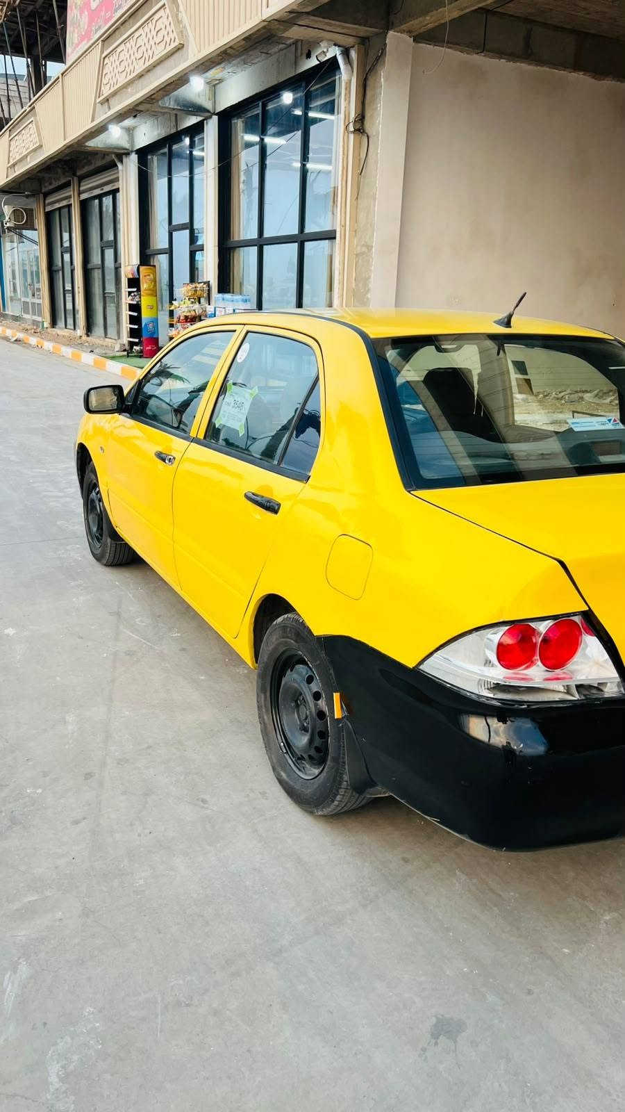 لانسر ٢٠١٠ • بدون حادث • رقم ديالى