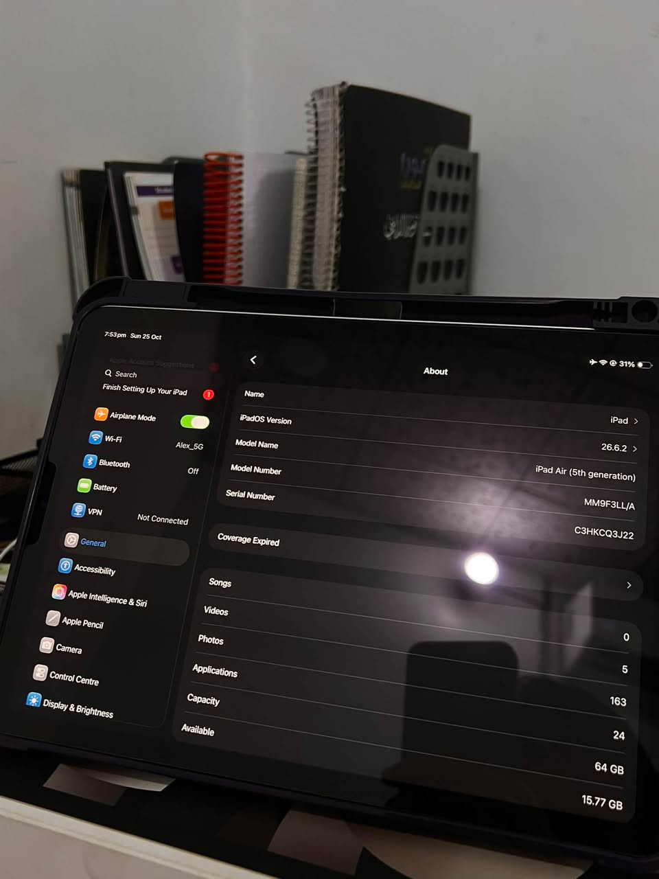 ايباد اير ٥ • معالج M1 • ذاكرة ٦٤
