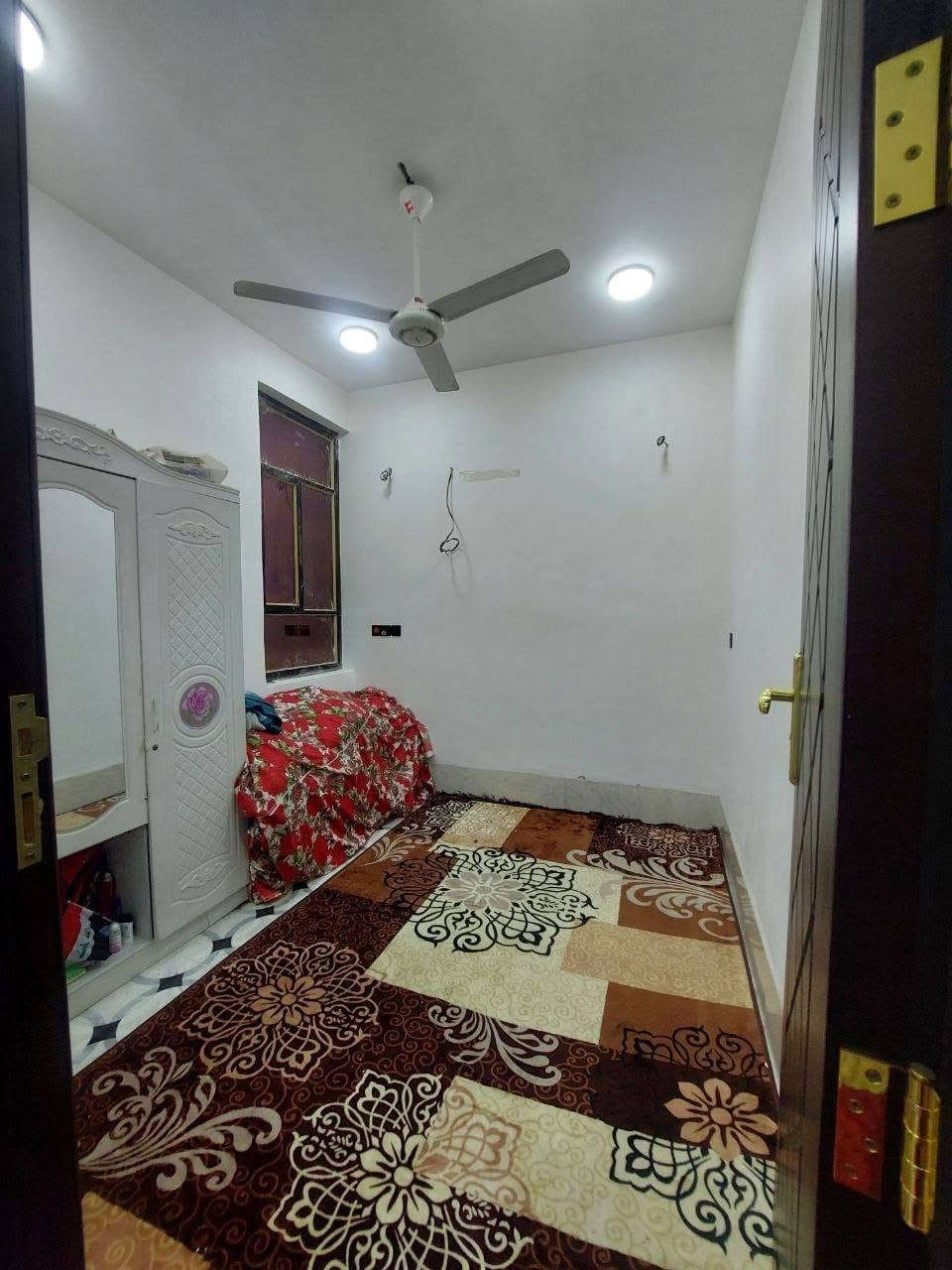 🏠 بيت للبيع في كربلاء المقدسة – حي الإسكان العسكري
✨ المساحة: 100م²
🏡 البناء: طابقين ونص
🛏️ 4 غرف نوم
🛋️ استقبال وصالة
🍳 مطبخ
🚿 صحيات
📐 الواجهة: 5م
📏 النزال: 20م
💰 السعر: 165 مليون وقابل للتفاوض
📞 للاستفسار والتواصل: ***********
***********
🏢 مكتب الميامين للعقار
نستقبل جميع العروض: بيع | إيجار | شراء
📍 موقع المكتب: كربلاء المقدسة – حي الوفاء، قرب ماركت المعالي
