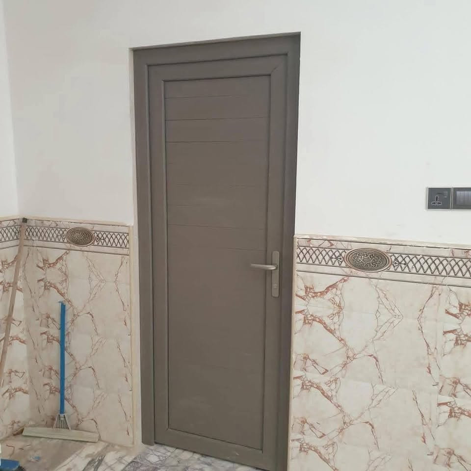 مجموعه متنوعه 
من ابواب الداخليه 
ابواب بلاستك بجميع انواعها 
ابواب داخليه تركيه جاهز 
ابواب داخليه صيني درجه اولى 
محجرات بجميع انواعها 
اسعارنا تنافسيه ثابته 
للاستفسار عن الاسعار مراسله الصفحه او الاتصال على رقم *********** 
عنواننا ديالى // المقداديه 
نعمل في جميع مناطق المحافضه
