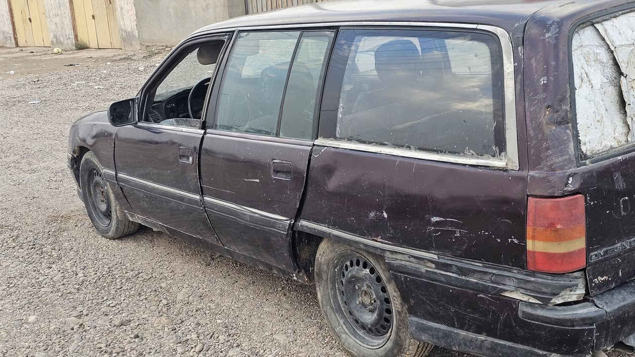 اوميغا ستيشن • اوتوماتيك • سنوية ٢٠٢٧
