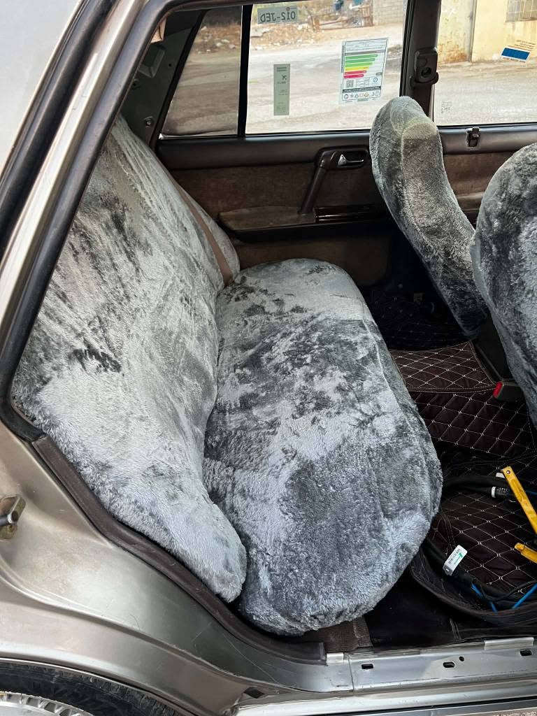 نیسان سدریک 2001گێڕومەکینەی بەشەرت ئەکسلو کارەبای هەموو بەشەرت غازوو بەنزین ئاڕم پلاستیک هەولێر تەبرید لەسەر سیوچ سەیارەکە بێ بۆیاخە داعمولێدراوی نیە بێ مەسرەفە 377هەزار ڕۆشتوە 35کەمێک معامەلە شوێن سلێمانی
***********
*********** السليمانية, العراق
