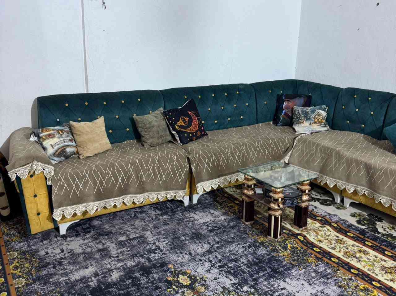 سلام عليكم اغراض بيت للبيع مكاني ابو خصيب  للستفسار خاص او اتصال عل رقم ***********
