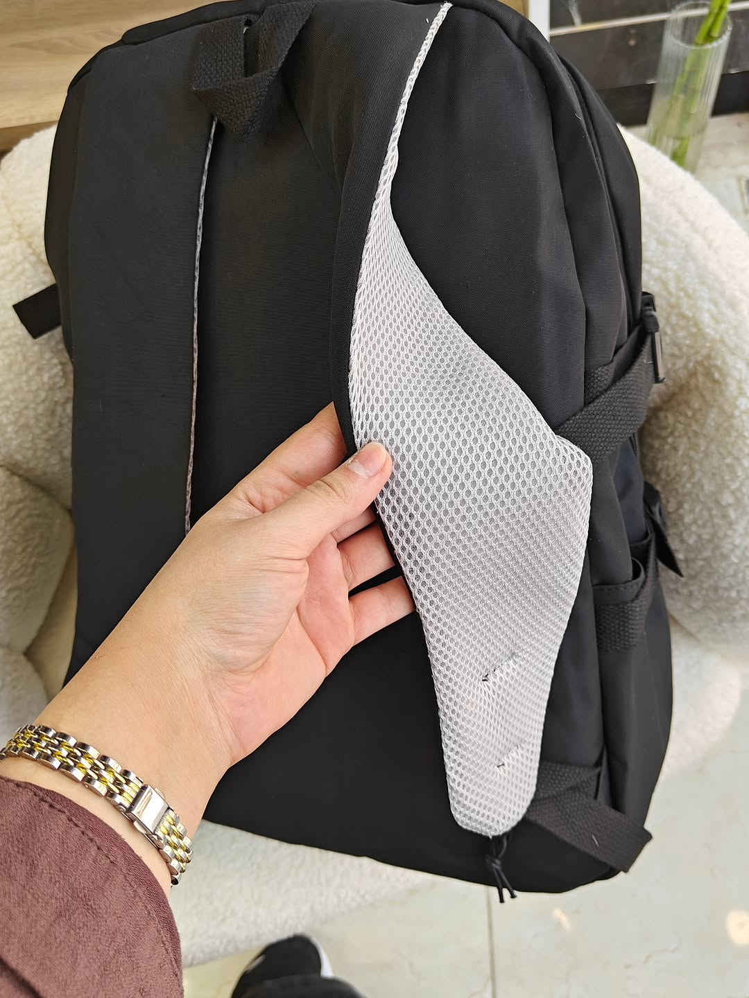 حقيبة مدرسية حجم كبير 🤩🌱
كوالتي ممتاز وتصميم عملي يناسب المدرسة 🎀
✨ المواصفات:
• حجم كبير ومناسب للمدرسة 📚
• بيها 2 سحاب كبار و3 خانات.
• تحتوي على 3 جيوب صغيرة.
• متوفرة بـ 3 ألوان: الأسود 🖤، البرتقالي 🧡، البنفسجي 💜
💰 السعر: 18 ألف فقط
🚚 التوصيل لجميع محافظات العراق بـ 5 آلاف.
📸 التصوير حقيقي من داخل المحل 🌱
شنو اللون اللي عجبج أكثر؟ 🖤🧡💜
