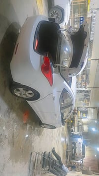 للبيع النترا خليجي موديل ١٤ مكفوله من الصبغ بيها قطعتين بارد كد شبر رق...