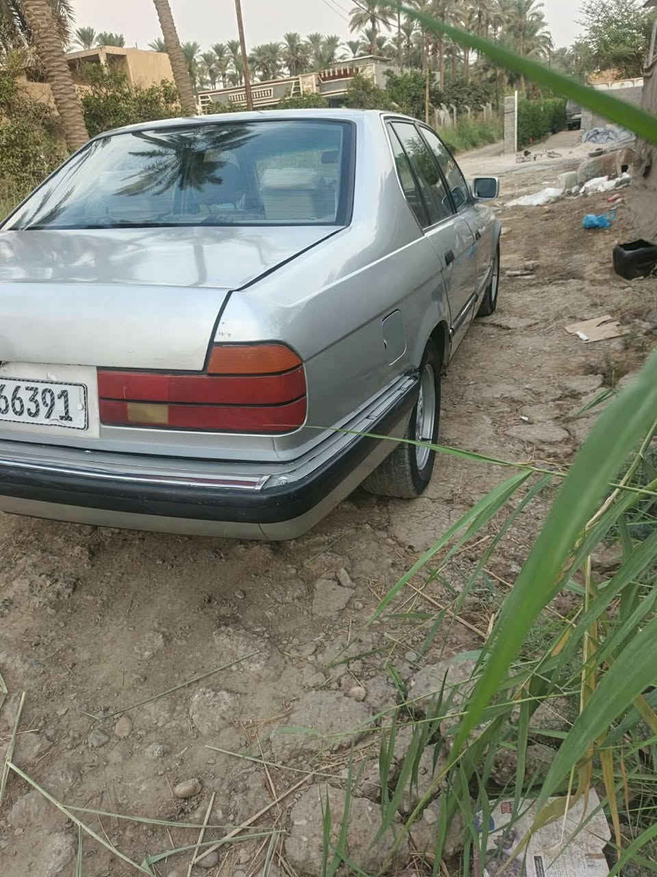 للبيع بي ام735 موديل 91 سنويه 31 السعر 30 وبيه مجال مكان واسط صويره ***********
