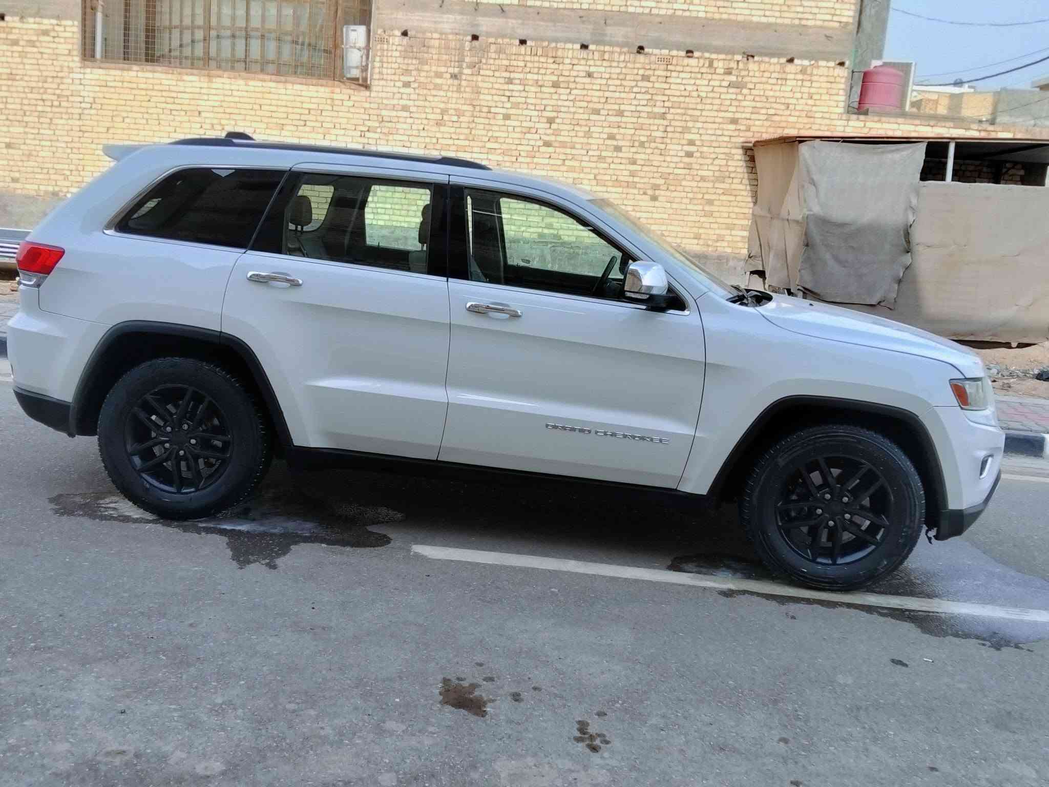 شيروكي V6 • ٢٠١٤ • رقم بغداد