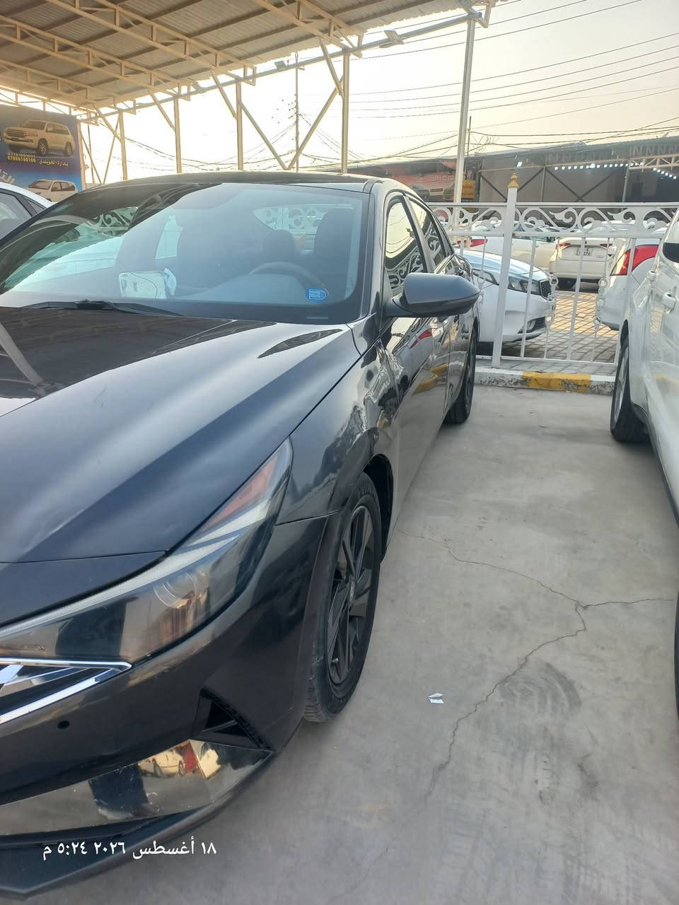 الانترا 21 وارد امريكي 
ضررة ضربة خفيفة بلجاملق الخلفي جه السائق  والباب السائق بيهة بارد  السعر128
***********
النجف

