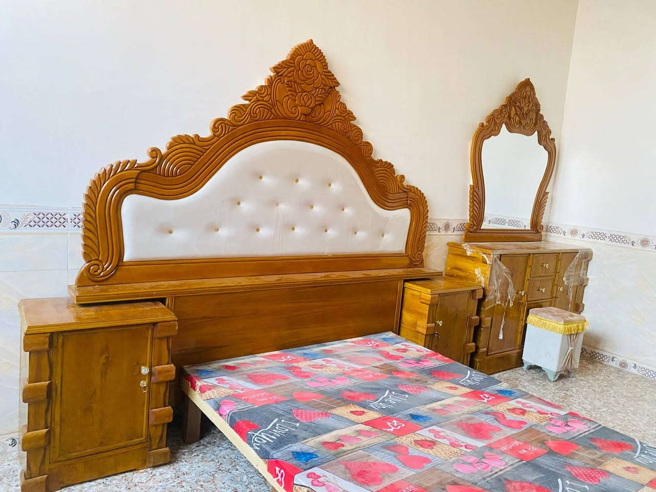 تصميم احدث الموديلات 
حسين سعيد للاثاث الحديث
🧿﷽ 🧿 #
#مبيعات البدير للأثاث 
العنوان  الديوانية قضاء البدير قرب مدرسه الصادق  الأهليه قرب السايدين ***********
*********** حسين سعيد 
متوفر خدمه توصيل داخل الديوانية اقضيه ونواحي
رابط قنا تليجرام  https://t.me/huuuusb
