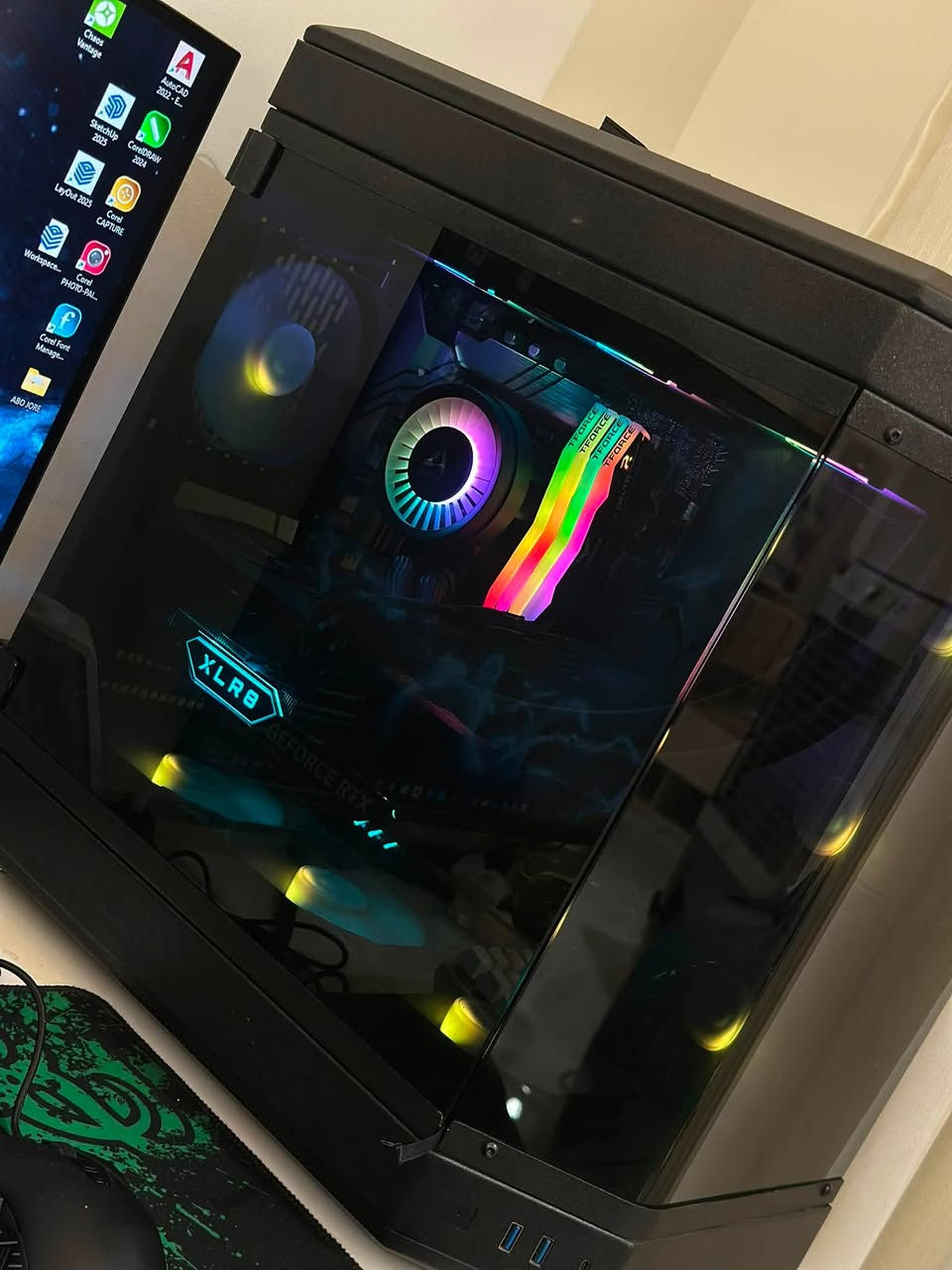 Pc مستعمل للبيع  مواصفات مميزة.
مستخدمة قليلة 

المعالج :INTEL i9_14900 KF 

كارت شاشة :PNY XLR8  GEFORCE    RTX 4090  24GB 

المذربورد : ASUS PRIM Z790_p wifi

الرام : 64GB (4x16) DDR5 RGB 

الذاكرة : الذاكرة SAMSUNG 990PRO 1TB. SSD

الباور سبلاي : NZXT C1000 (1000W)

شباب الpc نظيفة كلش وانطيك ضمان بيهة وما مستخدمة كلش قليل

سعرها 4.500.000 اربع ملاين ونص 

عنوان بغداد الزعفرانية 
رقم ***********

