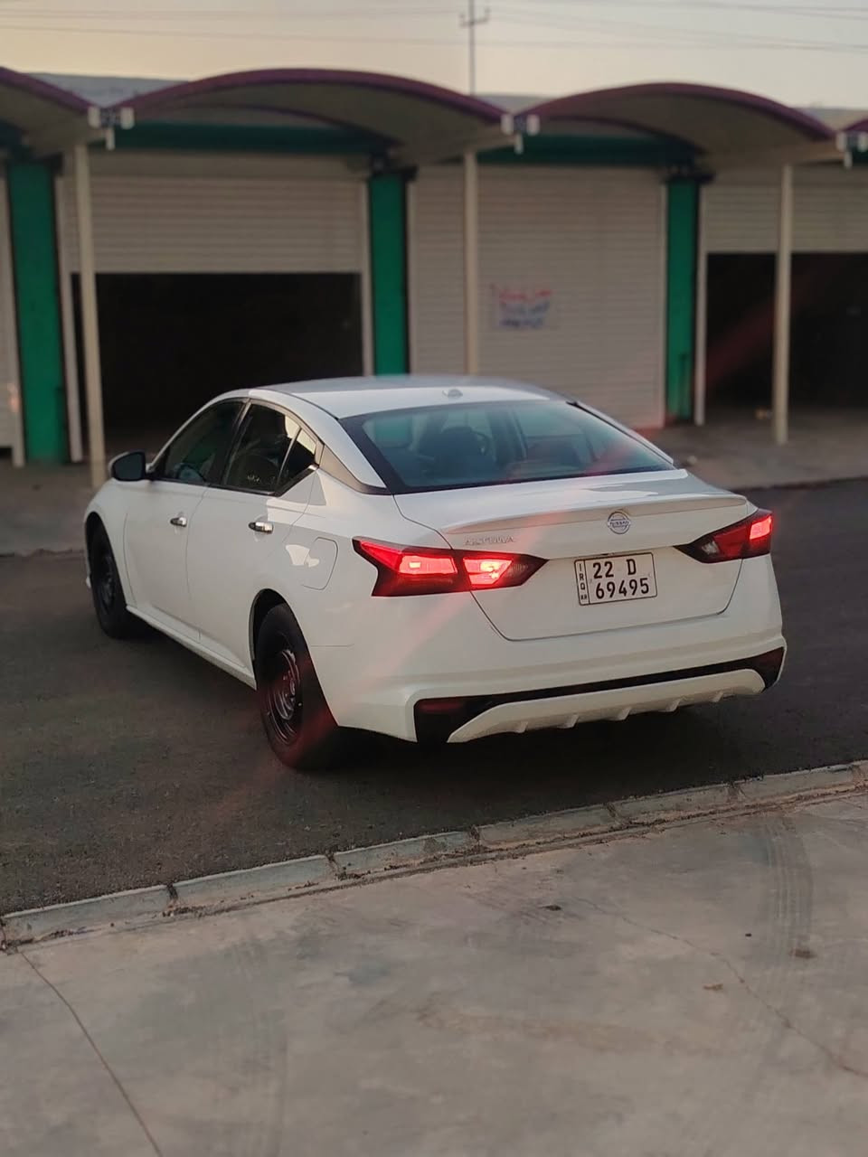 للبيع التيما S
السعر130 وبيها مجال
***********
موديل 2019
بدون يرباك
الون بيض ثلجي
تحكم ستيرن 
تثبيت سرعه 
كاميرا خلفي 
رادار 360 درجة 
حجر بلادي 
تبريد ثلج 
بصمة تشغيل 
تشغيل عن بعد 
بصمة ابواب + صندوق 
حداديه جديد 
صبغ  بنيد و نص جملغ بدون دواخل
السونار  بلمنشور 
سنوية رقم هزه براد كلها
رقم ربيل  جديد 
وكاله تحويل ثاني يوم 
مكان السياره ديالى خانقين
