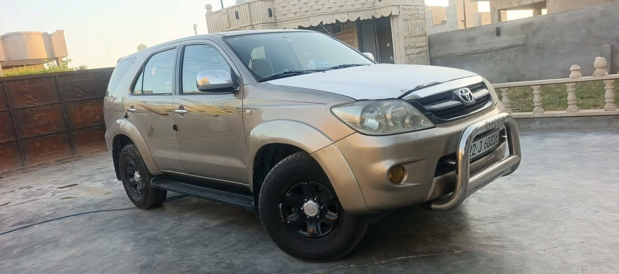 السلام عليكم
فورشنل للبيع موديل 2008 محرك 4 
فور ويل 7 راكب قطعتين تبريد
رقم أربيل باسمي شرط التحويل والوكاله
تخم تاير جديد صدر جديد 
ادامه كامله سيارة جاهزه تبريد ثلج قطعتين الضرر موضح بالسونار شرط بدون دواخل بدون معجون سعرها 117 وبيها مجال مكانها الشرگاط شاطي الجدر ***********
