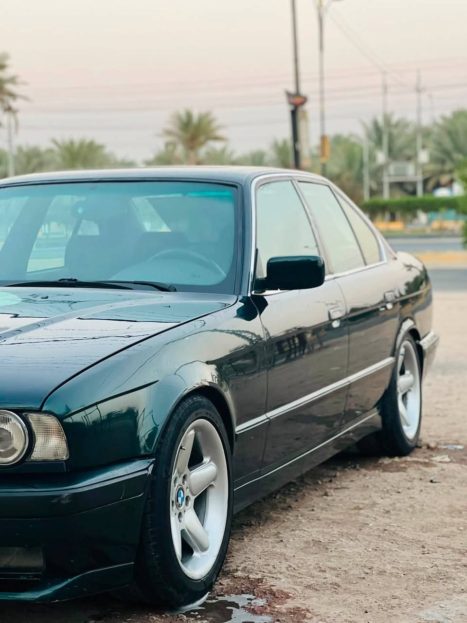 بي إم 525 • مكينة مجددة • فتحة سقف