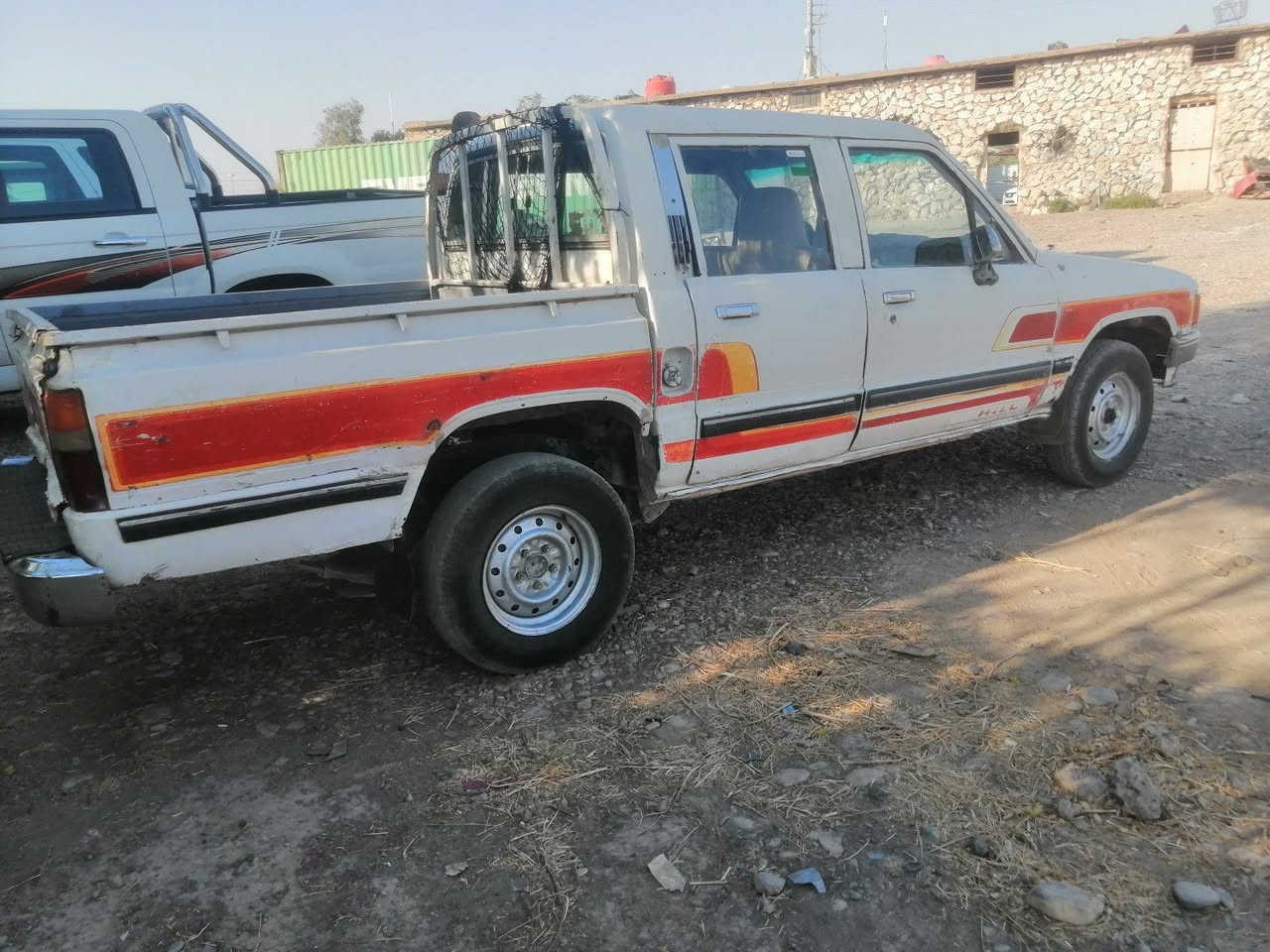 پیکاب دەبڵ 3y  مودیل 1988 بۆ فرۆشتن سعر 25 گەڵا  ژمارە مۆبایل  .. ***********
