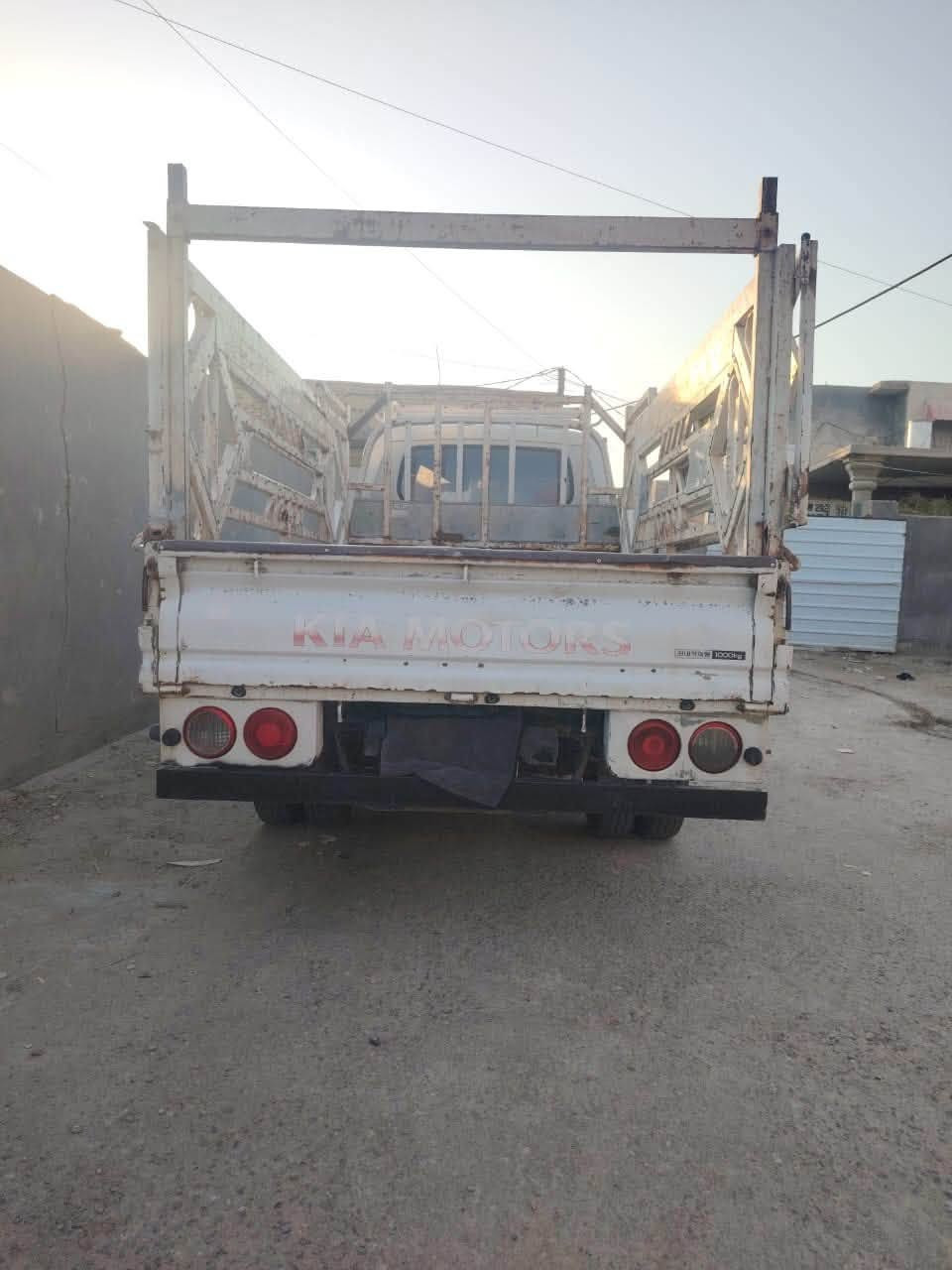 سلام عليكم كيه حمل مسكر مجول مبدل بيه فقط بس طابوكه بيه ضربه قليله جدام بل بنيد سياره جيده مكفوله مديل 16 سياره جاهزه كير اكسن تيارات كله جديد ***********
