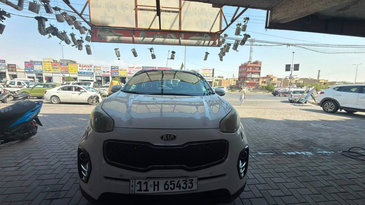 سبورتج مديل ١٨ خليج فول واحد على واحد سياره مابيه اي نقص شراي***********
