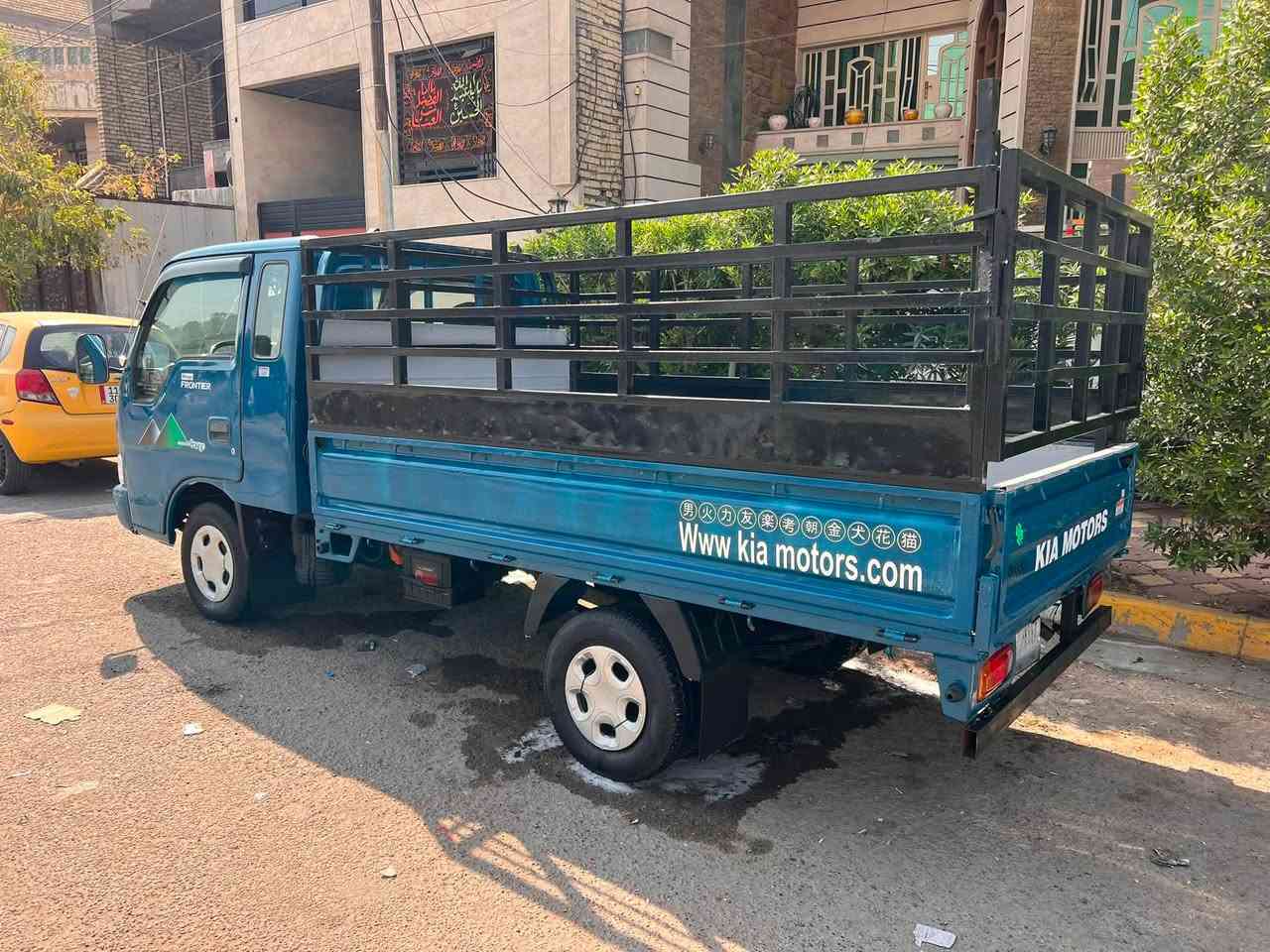 السلام عليكم للبيع كيا فونتير مديل 97. رقم بغداد تحويل مباشر.  محرك 3000مفتوح بلادي.  جديد. مكفوله من ضربه وكص مكانات صبغ.  فقط.   كير اكسن حداده تخم تاير كله جديد.  تاير خلفي 13.     رقم شاصي اصلي.   دواخل محجر غلاف كله جديد.    مكاني بغداد.   السعر. 65 ورقه.  
هـ.  ***********.   اتصل وتدلل.
