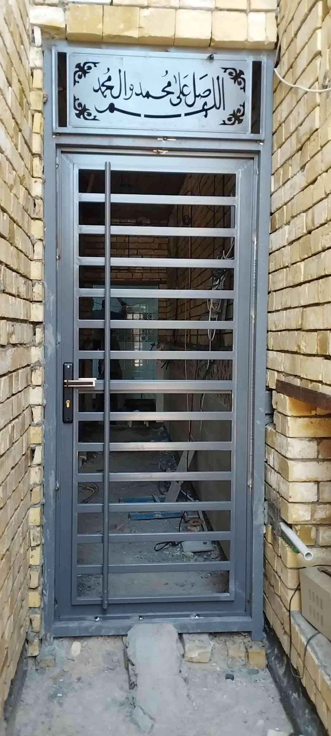 حدادة متنقلة • أبواب وشبابيك • سقايف