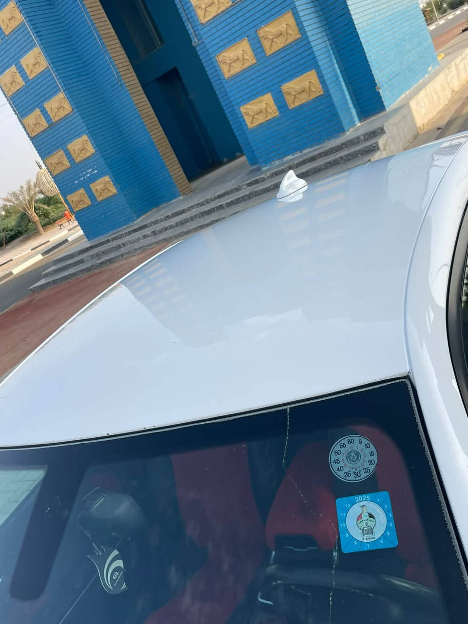 ٦ سلندر • ٢٠١٥ • رقم بغداد