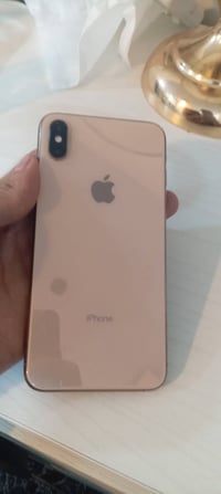ايفون XS MAXما مفتوح ولا داخل تصليح ابد فيس ايدي شغال ما مبدل بي اي شي...