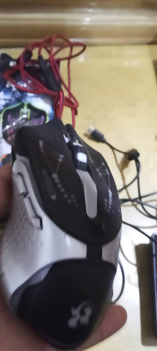 سلام عليكم شبابنه الطيبه ماوس او كيبورد  RGB 
طبعا الكيبور عربي انكليزي او بي 12 تغير للالوان 
او المواس احترامي بين قوسين مال games 
السعر 30 والتوصيل مجاني لكافه المحافضات رقمي ***********
