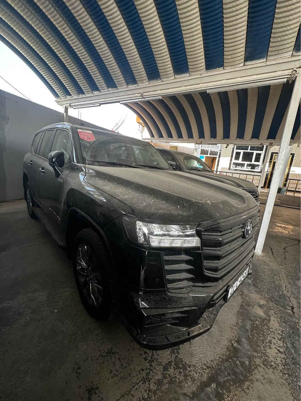 لاندكروز GXR • ٢٠٢٤ • ماشيه ٣٨٠٠٠