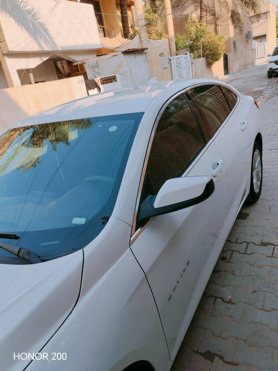 السلام عليكم ماليبو LT 2025 للبيع
مكينة وكير مكفولات السيارة كلش جديده ومناقصها كلشي 
رقم بغداد حادثها فقط جاملغ وبنيد بدون دواخل لغود شواصي مكفولات ماشية 54 الف كيلو السيارة بأاسمي تحويل ثاني يوم 
مكاني بغداد الشرطة الخامسة السعر 138 وبيها مجال 
***********

نص مكتوب في الصور:
- HONOR 200