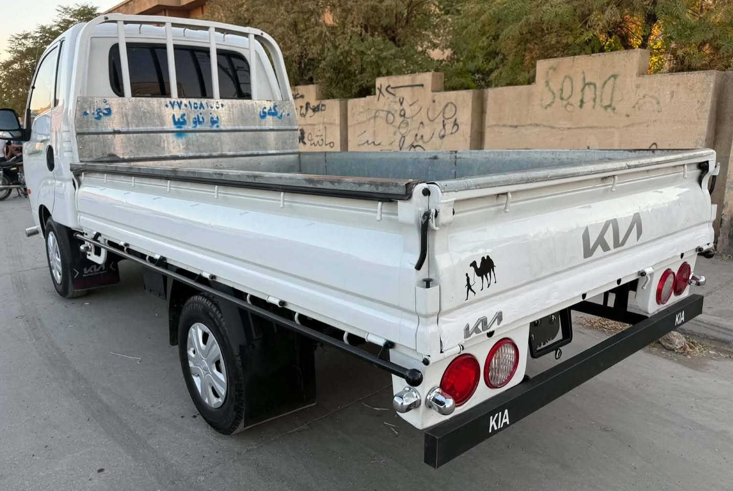 کیا2009 بۆفرۆشتن
3000سوپەر مەکینە ڕەش
4دووگمە
تەبرید لەسەر سویج
بریکی بەسراوە
کوشن جڵد 
کوشن هیتەر 
جام ئۆتۆ
گێڕومەکینەی بە شەرت 
ئەکسلی بە شەرت 
سەیارەکە ماشەڵا زۆر پاکە ماڵی دۆستە 
بۆدی سفری بیلادی
6تایەی لۆک
تایەی دواوەی کراوە بە 13
شەنسیە کەی جاک کروە بە زەمانی پێنج تەن
سعری72$مە جالێکی برایانە
شوین.....سیدسادق

ژ.م***********
ژ.م***********
