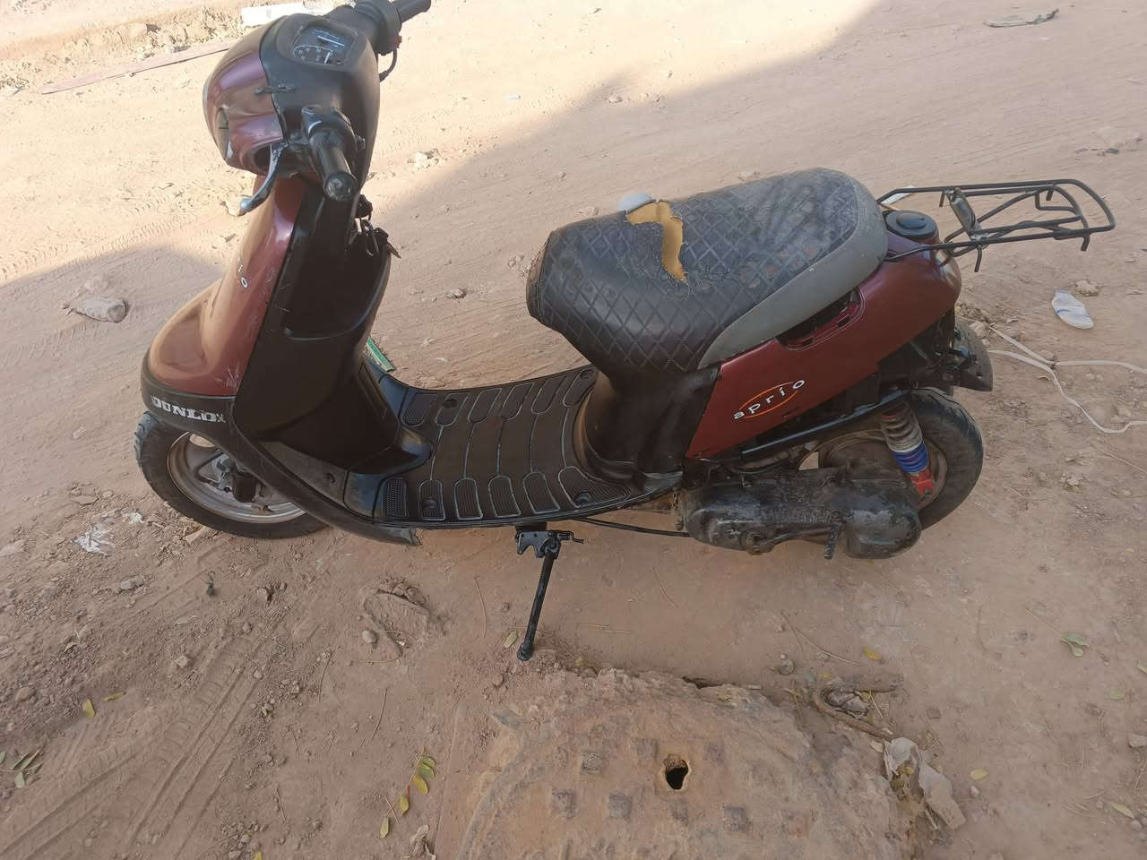 دراجة زعرة مكينة 80 مو 60 ضفيرة زلغ مابيهة كهربايات كلهة تشتغل جيب باتري اشغلكياهن شاصي ملحوم بي فطر ولحمتة لحيم قوي كابريتر وفاكيوم وبلك وكويل جدد كفرات اصلية نضيفات سوادات ختم واحد دراجة نضيفة ومال جناي شلعة ومعدل تاكل الكاع مكينة ماتنسمع  السعر 130 وبيهة مجال قليل *********** بي واتساب رجائن مو شراي اعبر المنشور
