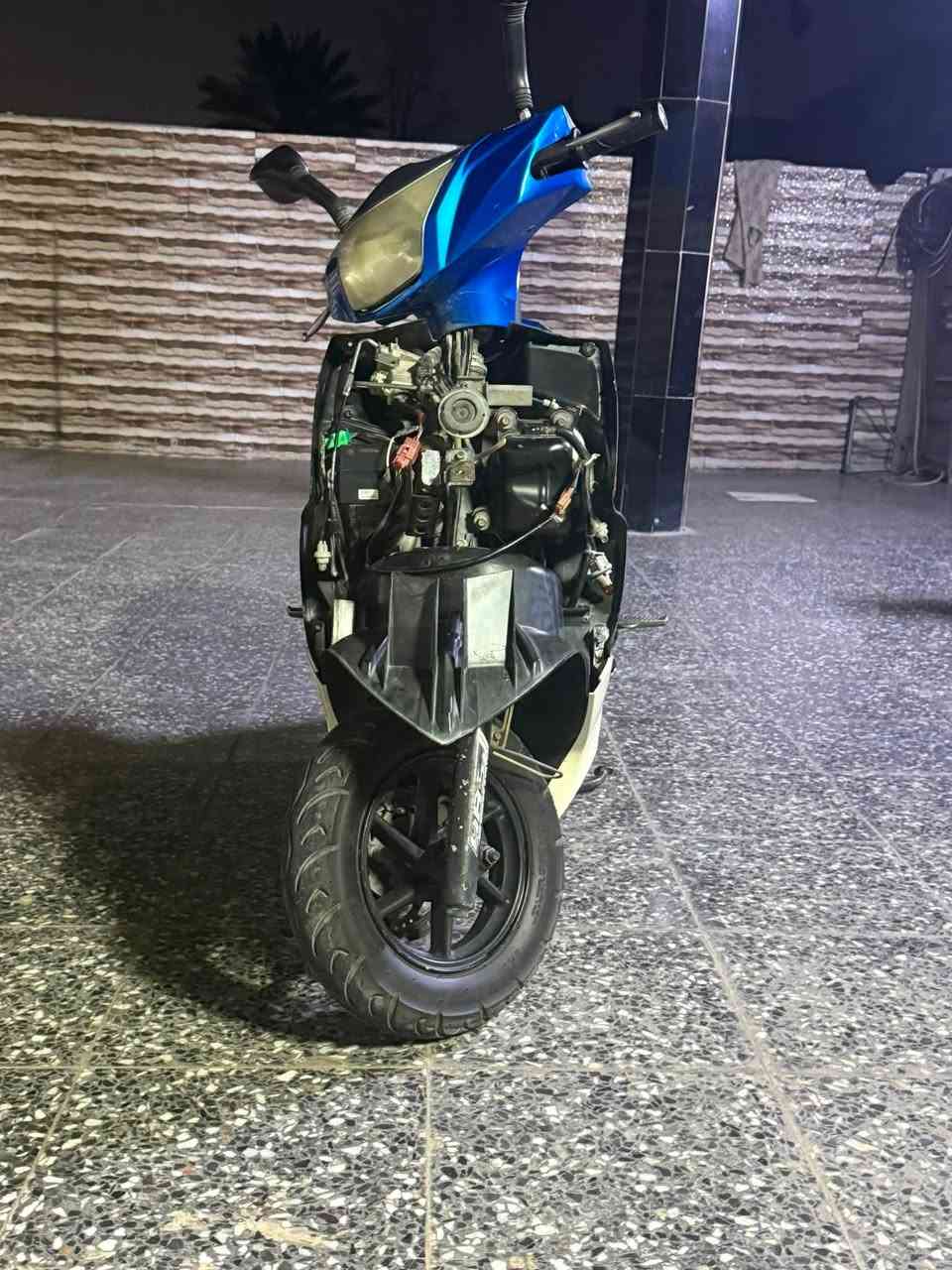 جي تي ار للبيع ما مفتوح برغي واحد بمكينة 
بغداد الشعله السعر 650 وبيه مجال 
الرقم ***********
